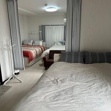 駅1分空港airport近い Apartman Tokió Kültér fotó